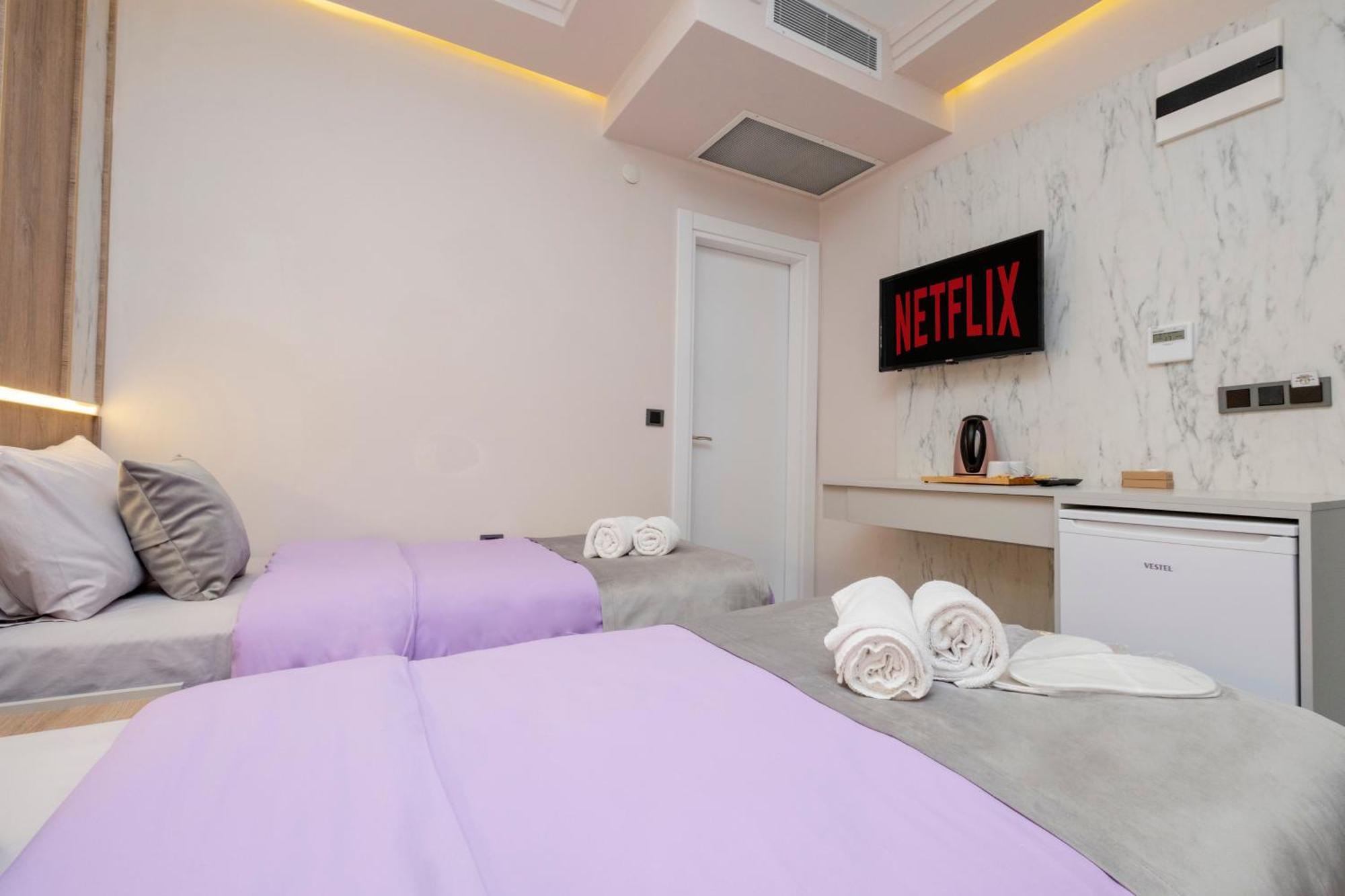 Lavender Airport Hotel Arnavutkoy Exterior foto